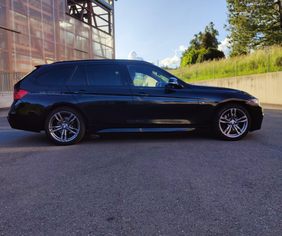 Aria Transfer luxury car