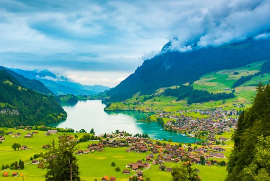 Private transfer from Geneva Airport to Interlaken