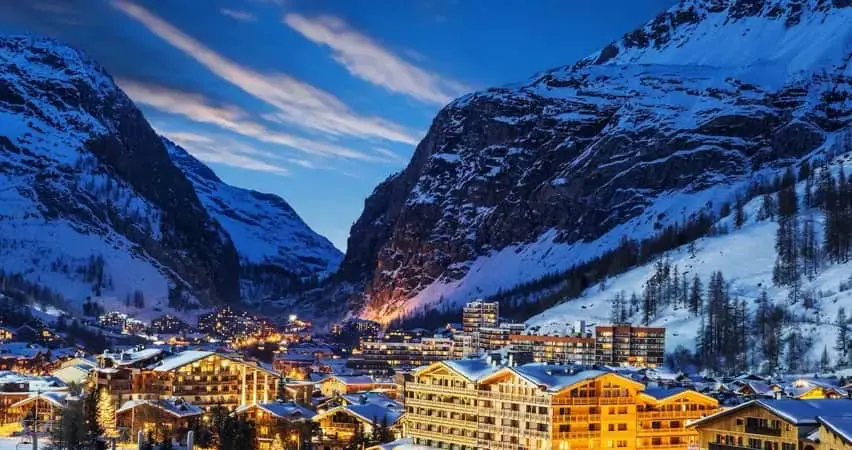 Private transfer from Geneva Airport to Val d'Isère